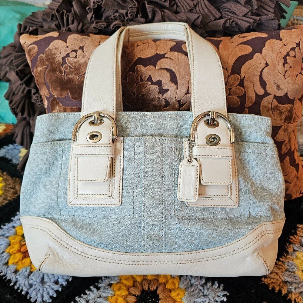2007 Coach Y2K East West Soho Tote Purse Shoulder Bag in Signature Jacquard